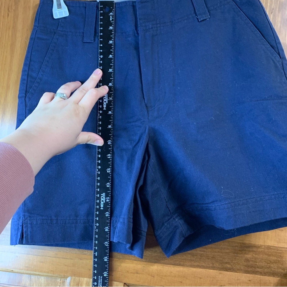 Women’s Dockers comfort fit navy blue Bermuda size 6 shorts 100% cotton - Picture 4 of 8
